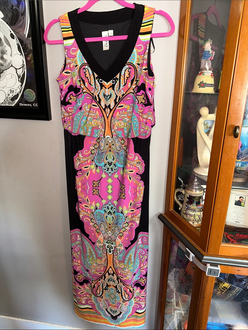 Sleeveless Pink Paisley Maxi Dress with V-Neck